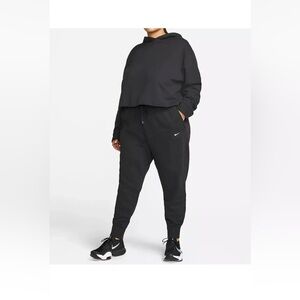 Nike Dri Fit Women’s Plus Size Black Track Pants Size 1X NWT